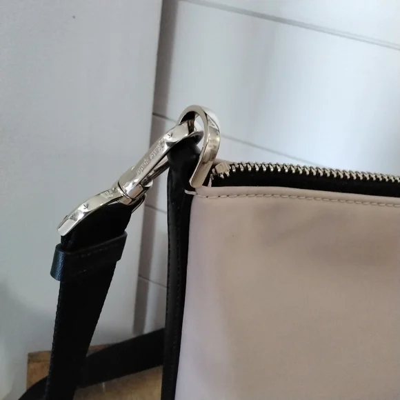 Kate Spade Crossbody Duffle Nwot - Picture 6 of 11